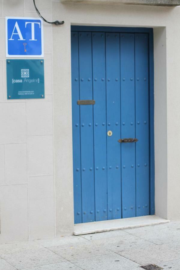Casa Angeline Azul 1 By Kubik Apartman Caces Kültér fotó